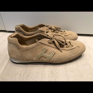 Hogan Olympia tan suede sneakers